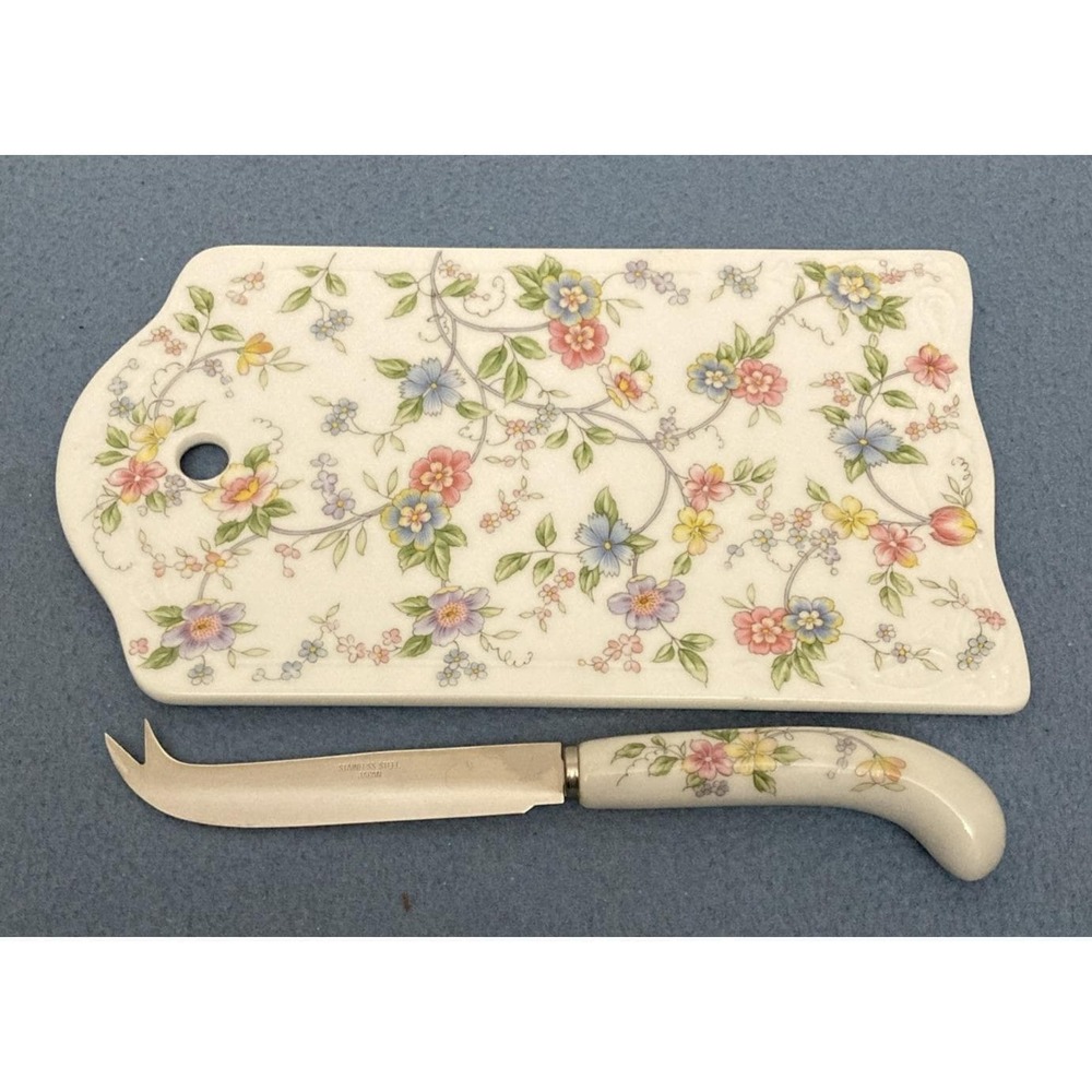 Andrea by Sadek Corona Fine Porcelain China Cheese Board with Knife